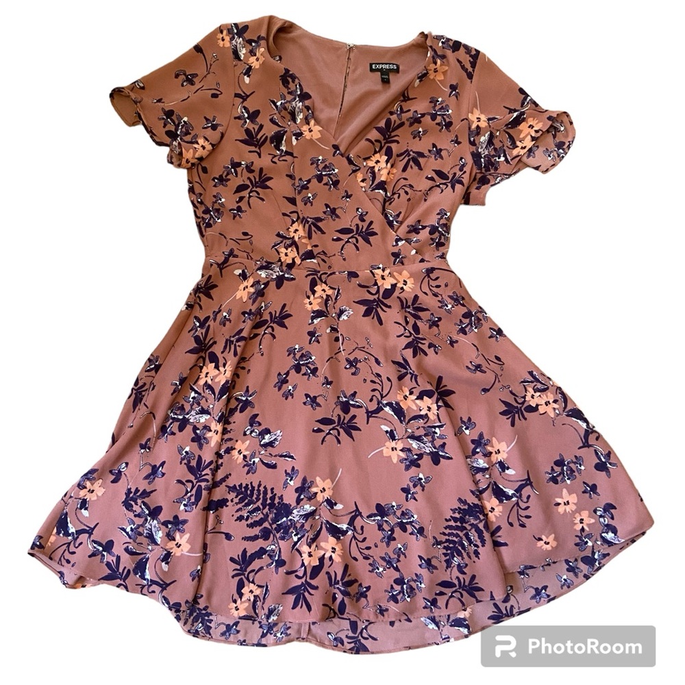 Express pink floral dress